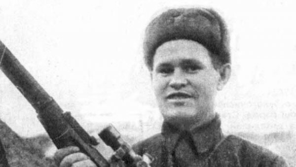 НАЈВЕЋИ ХЕРОЈ НАЈВЕЋЕ БИТКЕ: Овако често називају легендарног снајперисту НАЈВЕЋИ ХЕРОЈ НАЈВЕЋЕ БИТКЕ: Овако често називају легендарног снајперисту