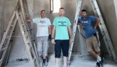 ХИЉАДУ СРЦА КАО ЈЕДНО: Упознајте Наупаре, најсложније село у Србији (ФОТО/ ВИДЕО) ХИЉАДУ СРЦА КАО ЈЕДНО: Упознајте Наупаре, најсложније село у Србији (ФОТО/ ВИДЕО)
