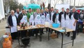UKUSNA, SOČNA I AUTENTIČNA, BANATSKA: Promocija kobasice kod Zrenjanina (FOTO) UKUSNA, SOČNA I AUTENTIČNA, BANATSKA: Promocija kobasice kod Zrenjanina (FOTO)
