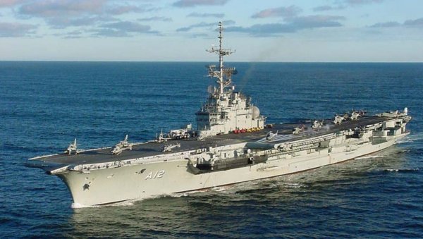ПОТОПЉЕН НОСАЧ АВИОНА: Гигантско пловило на дну Атлантика, објављена прва фотографија (ФОТО) ПОТОПЉЕН НОСАЧ АВИОНА: Гигантско пловило на дну Атлантика, објављена прва фотографија (ФОТО)