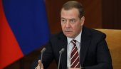 IGNORISATI TRAMPA, FOKUS JE NA POBEDI Medvedev: Kako treba da reagujemo? Nikako