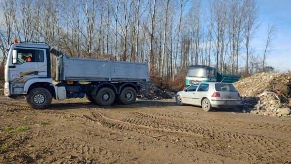 ЛОЗНИЦА РЕШАВА ДЕПОНИЈЕ: Шта је све планирано како би се решио проблем ЛОЗНИЦА РЕШАВА ДЕПОНИЈЕ: Шта је све планирано како би се решио проблем