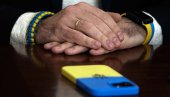 КАЖЊЕНИ ЈЕР СУ ПРОТИВ ПОМАГАЊА УКРАЈИНИ: Оштра реакција на потез фудбалских навијача КАЖЊЕНИ ЈЕР СУ ПРОТИВ ПОМАГАЊА УКРАЈИНИ: Оштра реакција на потез фудбалских навијача