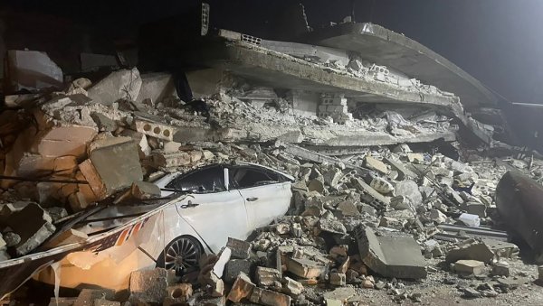 ШТА ЈЕ СА МАРКОВИЋЕМ И ЈЕВТОВИЋЕМ? Земљотрес разорио град у коме наступају бивши фудбалери Партизанa ШТА ЈЕ СА МАРКОВИЋЕМ И ЈЕВТОВИЋЕМ? Земљотрес разорио град у коме наступају бивши фудбалери Партизанa