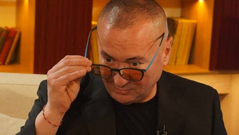 HITNA ODLUKA ĐANIJEVOG MENADŽERA: Posle hospitalizacije pevaču otkazani nastupi HITNA ODLUKA ĐANIJEVOG MENADŽERA: Posle hospitalizacije pevaču otkazani nastupi