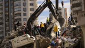 НОВО ЧУДО У ТУРСКОЈ: Мушкарац извучен из рушевина 11 дана после од разорног земљотреса НОВО ЧУДО У ТУРСКОЈ: Мушкарац извучен из рушевина 11 дана после од разорног земљотреса