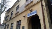 POŽAREVLJANI OBRATITE PAŽNJU: Dotrajala fasada opasnost po prolaznike POŽAREVLJANI OBRATITE PAŽNJU: Dotrajala fasada opasnost po prolaznike