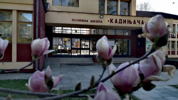 ГОСТИ ЛОЗНИЦЕ И МАЛОГ ЗВОРНИКА: Војна академија представља програме ГОСТИ ЛОЗНИЦЕ И МАЛОГ ЗВОРНИКА: Војна академија представља програме