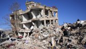 ПОСЛЕДИЦЕ ЗЕМЉОТРЕСА ОГРОМНЕ: Скоро 300.000 људи морало да напусти своје домове у Сирији ПОСЛЕДИЦЕ ЗЕМЉОТРЕСА ОГРОМНЕ: Скоро 300.000 људи морало да напусти своје домове у Сирији
