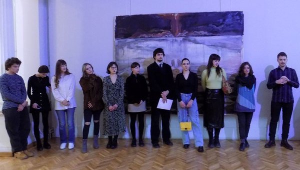 “БАЦИ КОЦКИЦУ“: Изложба радова студената ликовних уметности у Замку културе “БАЦИ КОЦКИЦУ“: Изложба радова студената ликовних уметности у Замку културе