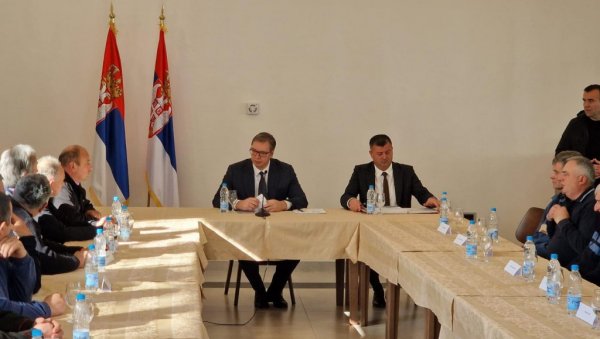 У БРИСЕЛ МОГУ ДА МЕ ЗОВУ КАД ФОРМИРАЈУ ЗСО, НЕЋУ ДА ИДЕМ ТУРИСТИЧКИ Вучић - Рекли су шта мисле о Косову, а ја о Косову и Метохији У БРИСЕЛ МОГУ ДА МЕ ЗОВУ КАД ФОРМИРАЈУ ЗСО, НЕЋУ ДА ИДЕМ ТУРИСТИЧКИ Вучић - Рекли су шта мисле о Косову, а ја о Косову и Метохији