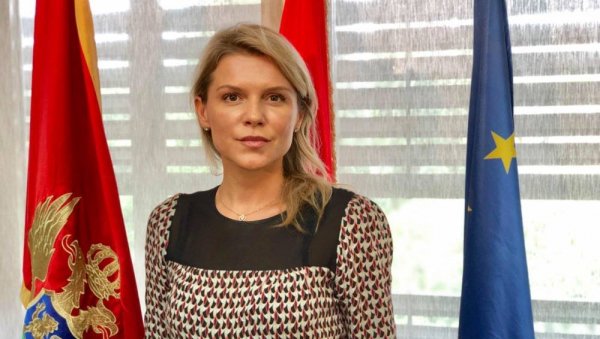 ДРАГИЊА ПРЕДСЕДНИЧКИ КАНДИДАТ: Посланица СДП на председничким изборима у Црној Гори ДРАГИЊА ПРЕДСЕДНИЧКИ КАНДИДАТ: Посланица СДП на председничким изборима у Црној Гори