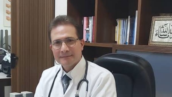 ДОКТОР ИЗ ДАМАСКА ЗА НОВОСТИ: Значи нам свака конзерва, свака пилула и завој ДОКТОР ИЗ ДАМАСКА ЗА НОВОСТИ: Значи нам свака конзерва, свака пилула и завој