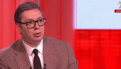 ВУЧИЋ О СРАМНОМ СКАНДИРАЊУ: Само вичите Вучићу педеру, али платите порез ВУЧИЋ О СРАМНОМ СКАНДИРАЊУ: Само вичите Вучићу педеру, али платите порез
