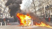СТРАХ ОД РАДИКАЛИЗАЦИЈЕ ПРОТЕСТА: Улице Француске препуне демонстраната СТРАХ ОД РАДИКАЛИЗАЦИЈЕ ПРОТЕСТА: Улице Француске препуне демонстраната