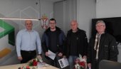 ПРВЕ БЕБЕ ШТЕДЕ РАЧУНЕ: Ослобођени плаћања комуналних рачуна у Врбасу ПРВЕ БЕБЕ ШТЕДЕ РАЧУНЕ: Ослобођени плаћања комуналних рачуна у Врбасу