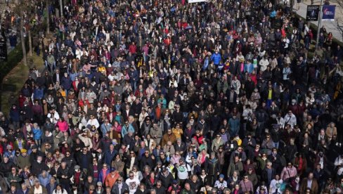 PROTEST U ŠPANIJI: Na ulice izašlo 250.000 ljudi (FOTO)