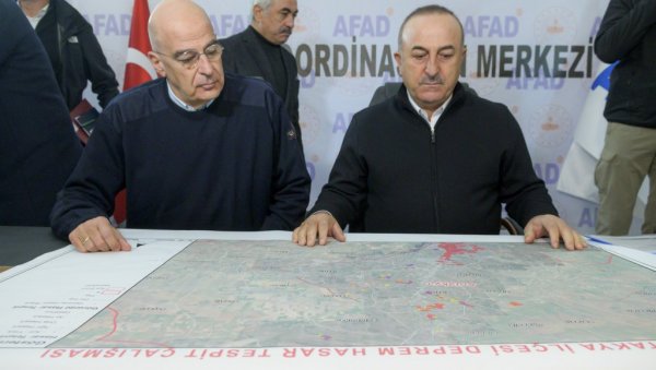 ДЕНДИЈАС И ЧАВУШОГЛУ: Први министар из ЕУ у посети погођеним подручјима у Турској ДЕНДИЈАС И ЧАВУШОГЛУ: Први министар из ЕУ у посети погођеним подручјима у Турској
