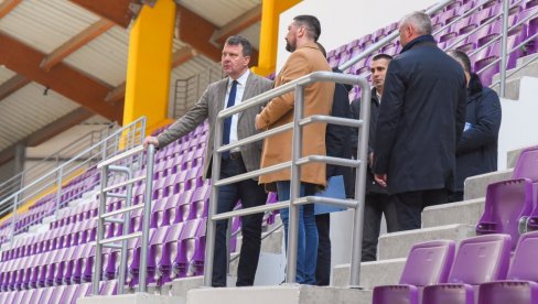 СПОРТИСТИ ХАЛУ ЧЕКАЛИ 15 ГОДИНА: При крају изградња спортског објекта у Инђији СПОРТИСТИ ХАЛУ ЧЕКАЛИ 15 ГОДИНА: При крају изградња спортског објекта у Инђији