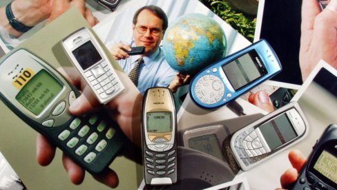 NAUČNICI SMISLILI: Kako da izvuku zlato iz starih telefona i laptopova NAUČNICI SMISLILI: Kako da izvuku zlato iz starih telefona i laptopova
