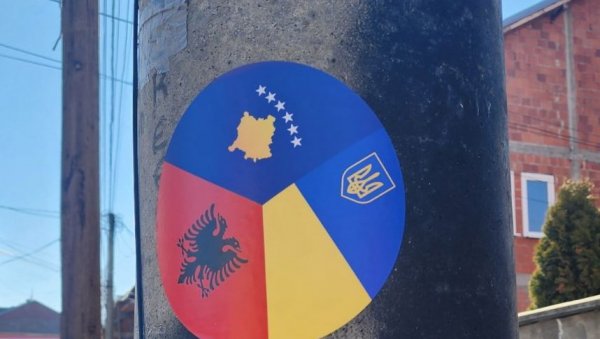 НОВОСТИ САЗНАЈУ: Провокације у Прешеву - налепнице са заставама Албаније, Украјине и тзв. Косова НОВОСТИ САЗНАЈУ: Провокације у Прешеву - налепнице са заставама Албаније, Украјине и тзв. Косова