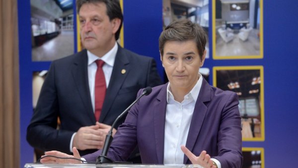 БРНАБИЋ: Да је СНС био на улици у среду, не би изазивао сукобе већ показао шта је пристојна Србија БРНАБИЋ: Да је СНС био на улици у среду, не би изазивао сукобе већ показао шта је пристојна Србија