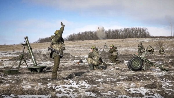 АМЕРИКА ПОТПИРУЈЕ ВАТРУ: Кина озбиљно забринута због сукоба у Украјини, страхује да ће се отети контроли АМЕРИКА ПОТПИРУЈЕ ВАТРУ: Кина озбиљно забринута због сукоба у Украјини, страхује да ће се отети контроли