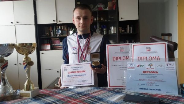 ПАРАЋИНСКИ ОРИЈЕНТИРАЦ ДОБИО ПОЗИВ СЕЛЕКТОРА: Марко Радовановић наступиће на светском првенству у Швајцарској ПАРАЋИНСКИ ОРИЈЕНТИРАЦ ДОБИО ПОЗИВ СЕЛЕКТОРА: Марко Радовановић наступиће на светском првенству у Швајцарској