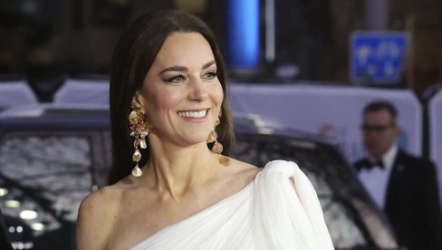 KEJT ZABLISTALA NA CRVENOM TEPIHU: Princeza prepravila staru haljinu, pa zasenila sve na dodeli BAFTA nagrada (FOTO)