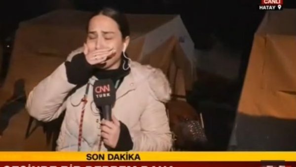 БОЛ У ПРОГРАМУ УЖИВО: Новинарка горко заплакала након нових земљотреса у Турској (ВИДЕО) БОЛ У ПРОГРАМУ УЖИВО: Новинарка горко заплакала након нових земљотреса у Турској (ВИДЕО)