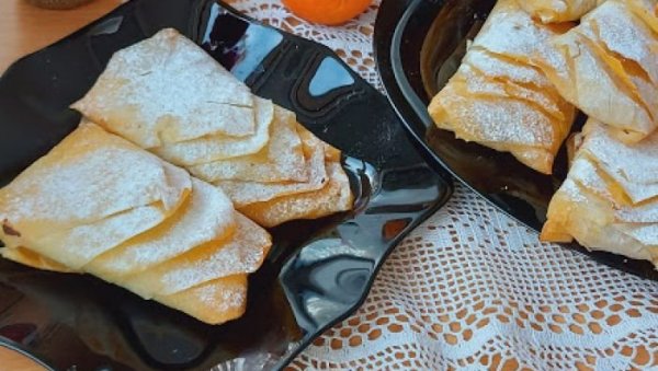 ХРСКАВА ПОСНА ПИТА: Пециво које се топи у устима (ФОТО/ВИДЕО) ХРСКАВА ПОСНА ПИТА: Пециво које се топи у устима (ФОТО/ВИДЕО)