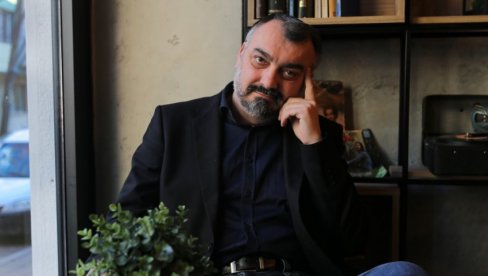HUMANITARNO KNJIŽEVNO VEČE: Pisac Branislav Janković gostuje u Vranju HUMANITARNO KNJIŽEVNO VEČE: Pisac Branislav Janković gostuje u Vranju
