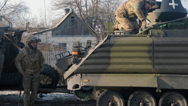 ПОГЛЕДАЈТЕ - САМОУБИЛАЧКИ НАПАД УКРАЈИНСКИХ М113: Жестоке борбе на Запорошком фронту (ВИДЕО) ПОГЛЕДАЈТЕ - САМОУБИЛАЧКИ НАПАД УКРАЈИНСКИХ М113: Жестоке борбе на Запорошком фронту (ВИДЕО)