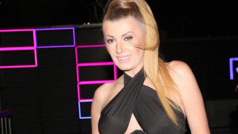 SUPRUG VIKI MILJKOVIĆ POSTAO DEDA: Porodila se Tašketova ćerka SUPRUG VIKI MILJKOVIĆ POSTAO DEDA: Porodila se Tašketova ćerka