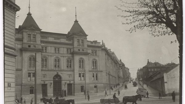 БЕОГРАД НА СТАРИМ ФОТОГРАФИЈАМА: Промоција књиге о опусу Јеремије Станојевића у Конаку књегиње Љубице БЕОГРАД НА СТАРИМ ФОТОГРАФИЈАМА: Промоција књиге о опусу Јеремије Станојевића у Конаку књегиње Љубице