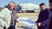 ПОГОН ОД ШЕСТ ХИЉАДА КВАДРАТА: У Свилајнцу рашчишћавају терен за нову фабрику (ФОТО) ПОГОН ОД ШЕСТ ХИЉАДА КВАДРАТА: У Свилајнцу рашчишћавају терен за нову фабрику (ФОТО)