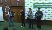 ПЕЂИ ТРАЈКОВИЋУ У ЧАСТ: Књижевно вече посвећено преминулом песнику одржано у Јагодини (ФОТО)