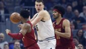 SRBIN SA DRUGE PLANETE: Nikola Jokić monstruoznom partijom razneo Klivlend (VIDEO) SRBIN SA DRUGE PLANETE: Nikola Jokić monstruoznom partijom razneo Klivlend (VIDEO)