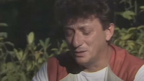 МНОГИ СУ ОБОЖАВАЛИ ЊЕГОВЕ ПЕСМЕ: Трагична судбина задесила југословенску легенду народне музике (ФОТО) МНОГИ СУ ОБОЖАВАЛИ ЊЕГОВЕ ПЕСМЕ: Трагична судбина задесила југословенску легенду народне музике (ФОТО)