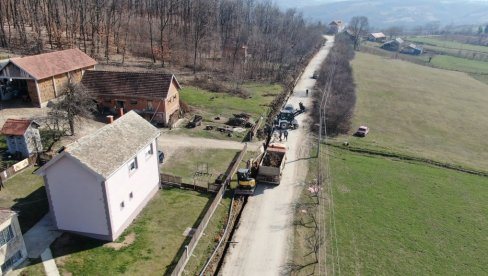 DO RURALNIH NASELJA SRBIJE: Javni poziv za pretkvalifikacioni postupak za fazu 2a izgradnje širokopojasne komunikacione infrastrukture