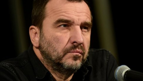LEPOTICA NESVAKIDAŠNJEG IMENA: Ovo je ćerka Nenada Jezdića - krenula očevim stopama (FOTO) LEPOTICA NESVAKIDAŠNJEG IMENA: Ovo je ćerka Nenada Jezdića - krenula očevim stopama (FOTO)