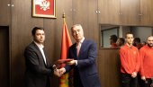 МИЛОВА ТРКА ЗА ОПСТАНАК: Политичка ситуација у Црној Гори поново иде ка тачки усијања МИЛОВА ТРКА ЗА ОПСТАНАК: Политичка ситуација у Црној Гори поново иде ка тачки усијања