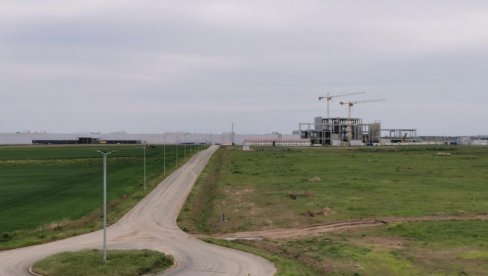 НОВА РАДНА МЕСТА ЗА 1. 200 РАДНИКА: Инђија и у овој години наставља развој и привлачење нових инвестиција НОВА РАДНА МЕСТА ЗА 1. 200 РАДНИКА: Инђија и у овој години наставља развој и привлачење нових инвестиција