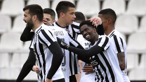 FUDBAL NA TV: Igra Partizan, ali i Liga šampiona, ovde su prenosi... FUDBAL NA TV: Igra Partizan, ali i Liga šampiona, ovde su prenosi...