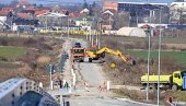 ZAVRŠNI RADOVI NA AUTOPUTU SURČIN-NOVI BOGRAD: Radi se priključak do najmlađe opštine ZAVRŠNI RADOVI NA AUTOPUTU SURČIN-NOVI BOGRAD: Radi se priključak do najmlađe opštine
