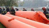 BRANA USPEŠNO POSTAVLJENA: Vežba pripadnika civilne zaštite u Ušću kod Kraljeva BRANA USPEŠNO POSTAVLJENA: Vežba pripadnika civilne zaštite u Ušću kod Kraljeva
