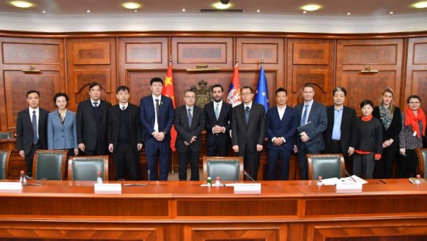 ЧЕЛИЧНО ПРИЈАТЕЉСТВО: Извоз у Кину рекордан, све више компанија заинтересовано за то тржиште ЧЕЛИЧНО ПРИЈАТЕЉСТВО: Извоз у Кину рекордан, све више компанија заинтересовано за то тржиште