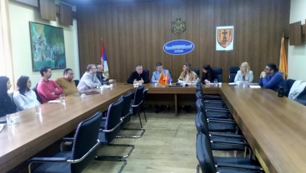 БЕЗ ПОСЛА И СА ФАКУЛТЕТОМ: Пожаревац помаже запошљавање високообразованих Рома БЕЗ ПОСЛА И СА ФАКУЛТЕТОМ: Пожаревац помаже запошљавање високообразованих Рома