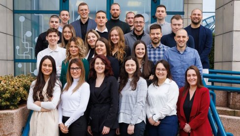 TREĆA SEZONA PROGRAMA „NIS ENERGY“: Novih 27 mladih stručnjaka u NIS-u TREĆA SEZONA PROGRAMA „NIS ENERGY“: Novih 27 mladih stručnjaka u NIS-u