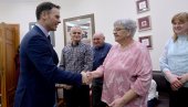 МАЛИ УРУЧИО КЉУЧЕВЕ ДОБИТНИЦИМА: Узми рачун и победи поново од септембра - 100 милиона скенираних рачуна остаје у игри